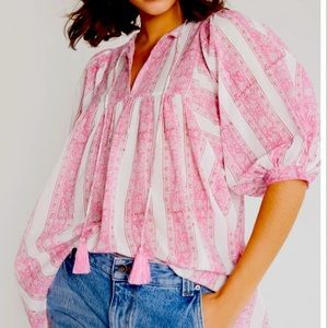 Mille Top pristine, worn once, beautiful fabric and tassels